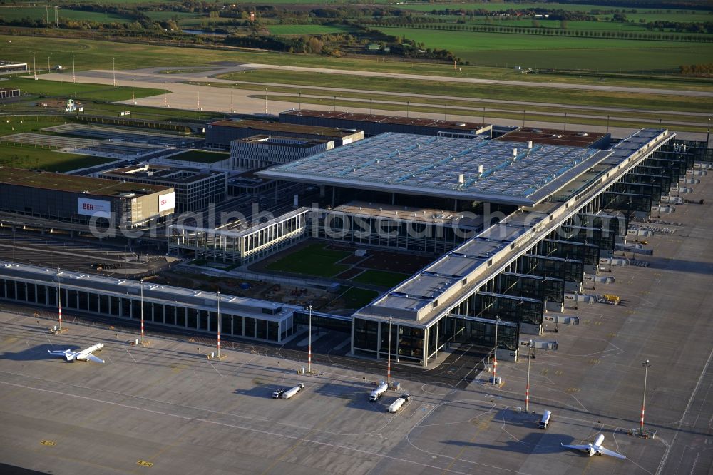 Aerial photograph Schönefeld - Site of the new airport BER / BBI AIRPORT BERLIN BRANDENBURG Willi Brandt in Schönefeld in Brandenburg. The new terminal is in the south of the airport Berlin -Schoenefeld quality built