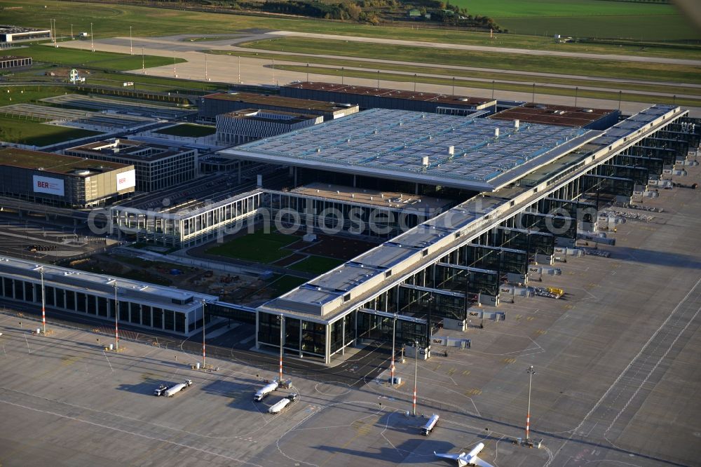 Schönefeld from above - Site of the new airport BER / BBI AIRPORT BERLIN BRANDENBURG Willi Brandt in Schönefeld in Brandenburg. The new terminal is in the south of the airport Berlin -Schoenefeld quality built