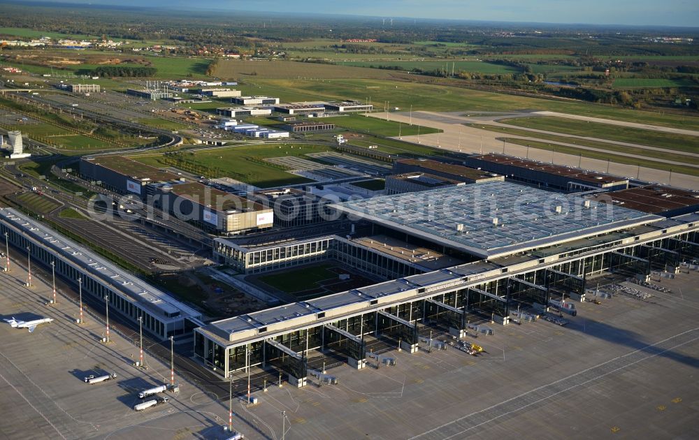 Aerial image Schönefeld - Site of the new airport BER / BBI AIRPORT BERLIN BRANDENBURG Willi Brandt in Schönefeld in Brandenburg. The new terminal is in the south of the airport Berlin -Schoenefeld quality built