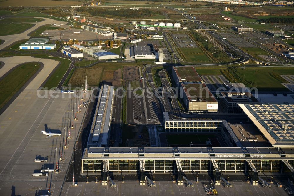 Aerial photograph Schönefeld - Site of the new airport BER / BBI AIRPORT BERLIN BRANDENBURG Willi Brandt in Schönefeld in Brandenburg. The new terminal is in the south of the airport Berlin -Schoenefeld quality built