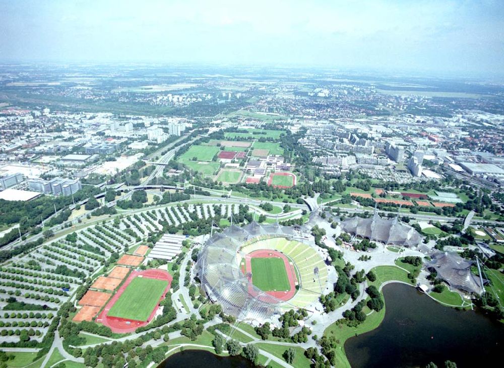 München from the bird's eye view: Gelände des Olympiastadions und des Olympiaparks. Nichtredaktionelle Verwendung nur nach Absprache !