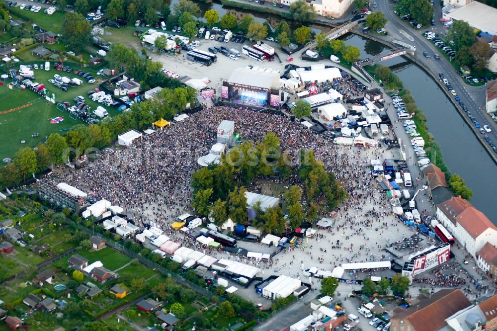 Aerial image Eschwege - Participants in the OPEN FLAIR music festival on the event concert area on street Mangelgasse in Eschwege in the state Hesse, Germany