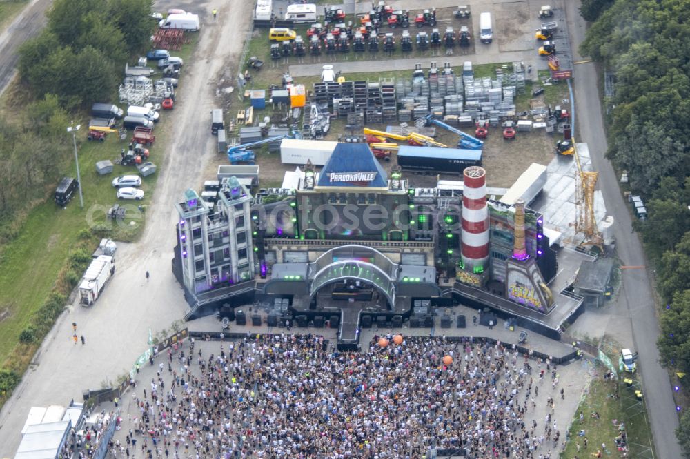 Aerial image Weeze - Participants in the PAROOKAVILLE - Electronic Music Festival music festival on the event concert area in Weeze in the state North Rhine-Westphalia, Germany