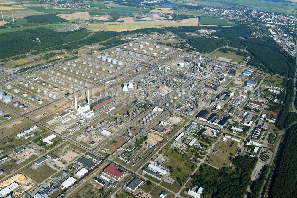 Aerial photograph Schwedt/Oder - Site of PCK Refinery GmbH, a petroleum processing plant in Schwedt / Oder in the northeast of the state of Brandenburg