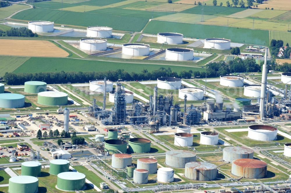 Ingolstadt from the bird's eye view: Site of the Petroplus AG Ingolstadt in Bavaria