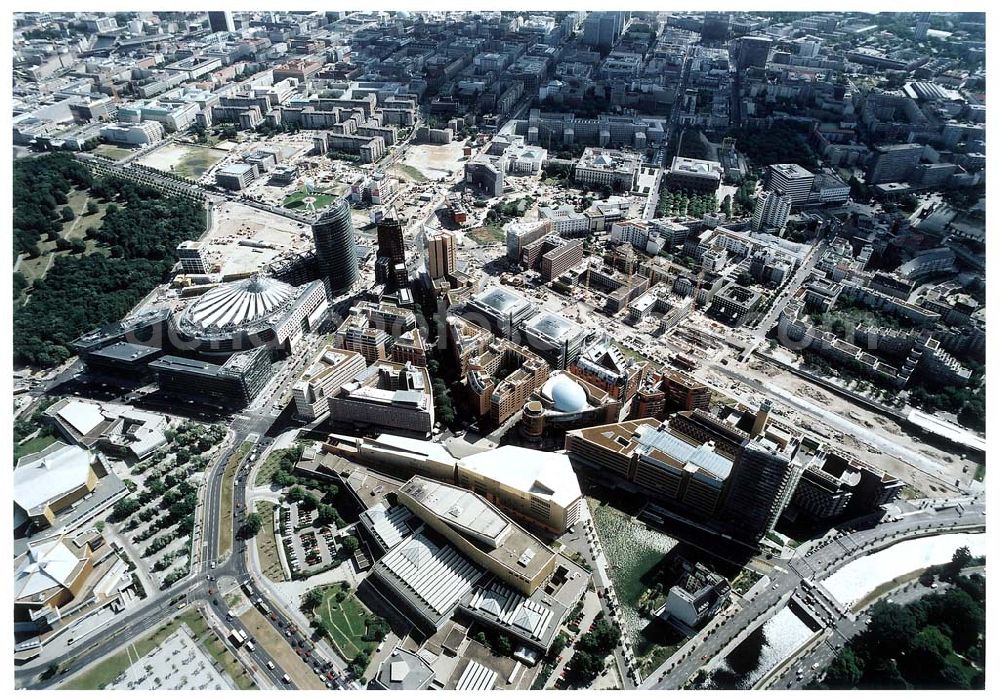 Berlin - Tiergarten from above - Gelände des Potsdamer Platzes in Berlin-Tiergarten - ein Objekt der HVB - Projekt GmbH.