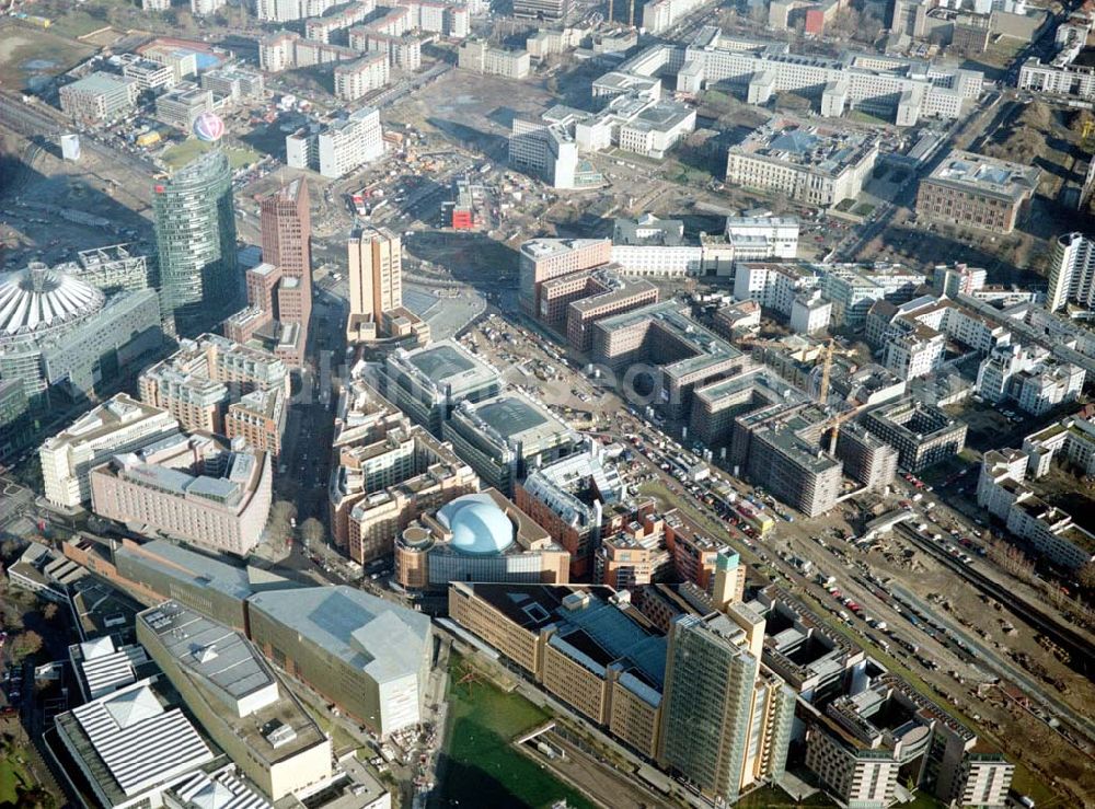 Aerial image Berlin - Tiergarten - Gelände des Potsdamer Platzes in Berlin-Tiergarten - ein Objekt der HVB - Projekt GmbH.