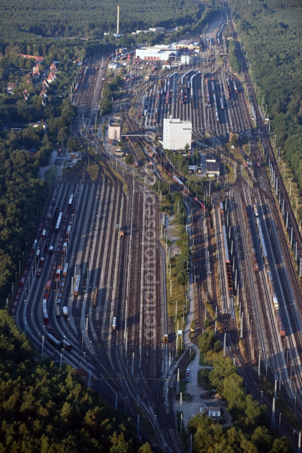 Aerial photograph Seddiner See - Compound and facilities of Seddin Station and its rail tracks in the borough of Seddiner See in the state of Brandenburg. The train station Seddin is a railway station in Neuseddin in Brandenburg. It is one of the most important railway yards at DB InfraGO AG in East Germany