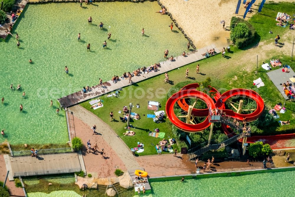 Mülheim an der Ruhr from above - Participants in the Reggae Summers of Veranstaltungsproduktionen u-concert GmbH & Co.KG music festival on the event concert area in Muelheim on the Ruhr in the state North Rhine-Westphalia, Germany