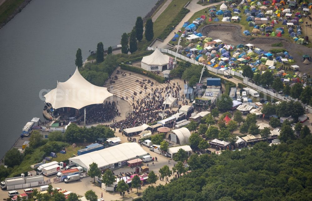 Aerial image Gelsenkirchen - Participants in the Rock Hard Festival 2015 in Gelsenkirchen in the state North Rhine-Westphalia