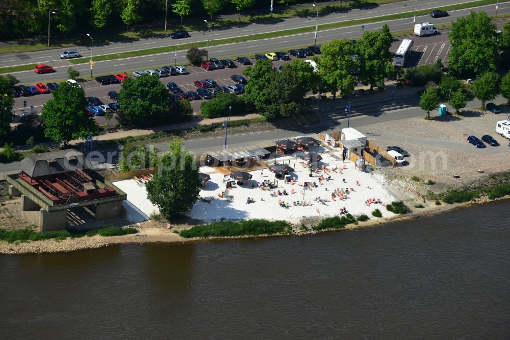 Aerial image Magdeburg - Site of the beach on the banks of the Elbe in Magdeburg Magdeburg in Saxony-Anhalt