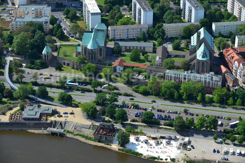 Magdeburg from above - Site of the beach on the banks of the Elbe in Magdeburg Magdeburg in Saxony-Anhalt