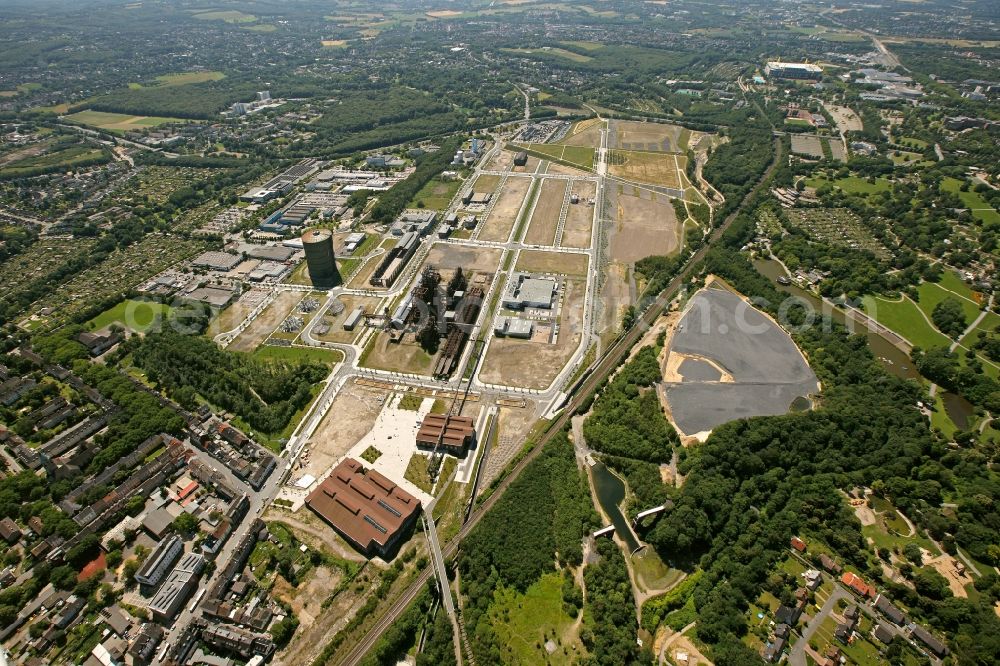 Dortmund from the bird's eye view: Area of the Eiger Adventure Showroom - Mountaintop Sports GmbH in Dortmund near the Konrad-Adenauer-Allee in Hoerde borough in North Rhine-Westphalia