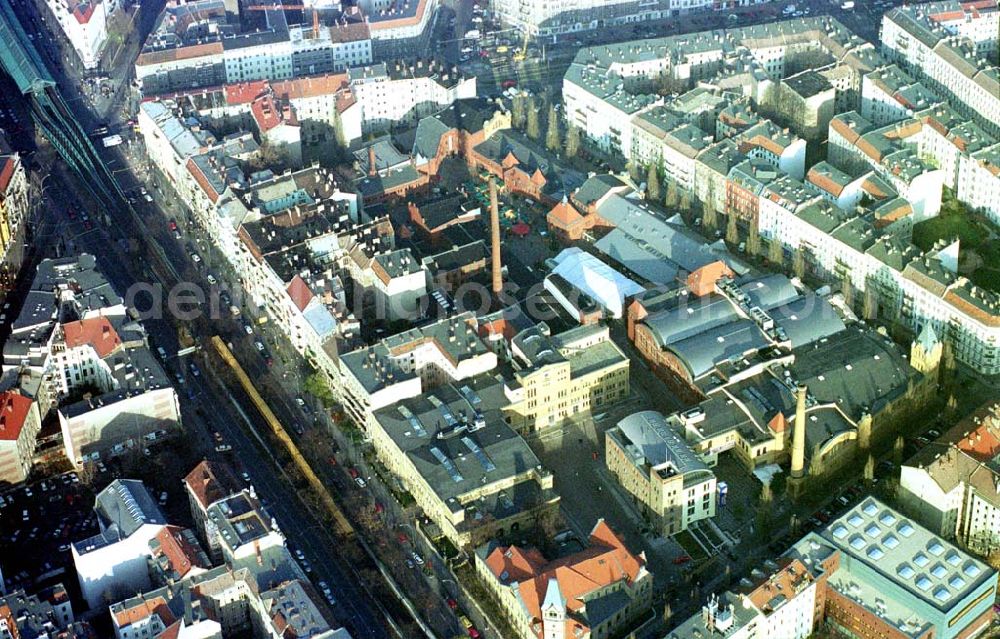 Aerial photograph Berlin - Prenzlauer Berg - Gelände der umgebauten Kulturbrauerei Berlin - Prenzlauer Berg an der Schönhauser Allee.