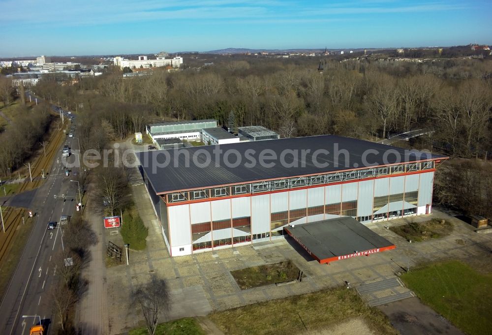 Halle ( Saale ) from the bird's eye view: Site of the event hall and ice rink in Halle (Saale) in Saxony-Anhalt