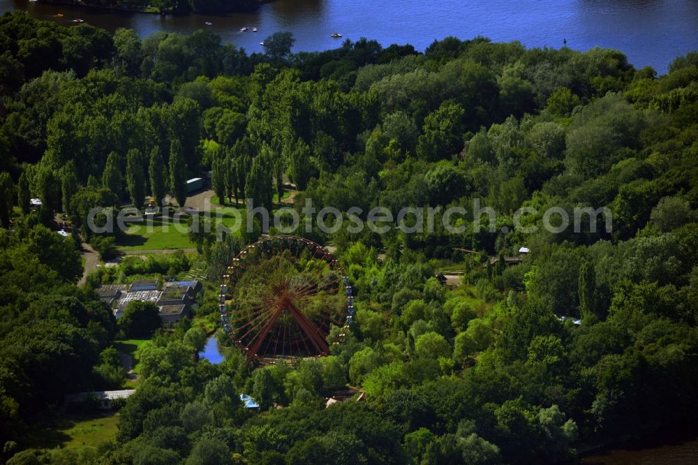 Berlin from above - Grounds of the derelict former amusement park Spree / Culture park Plänterwald in the district of Treptow-Köpenick