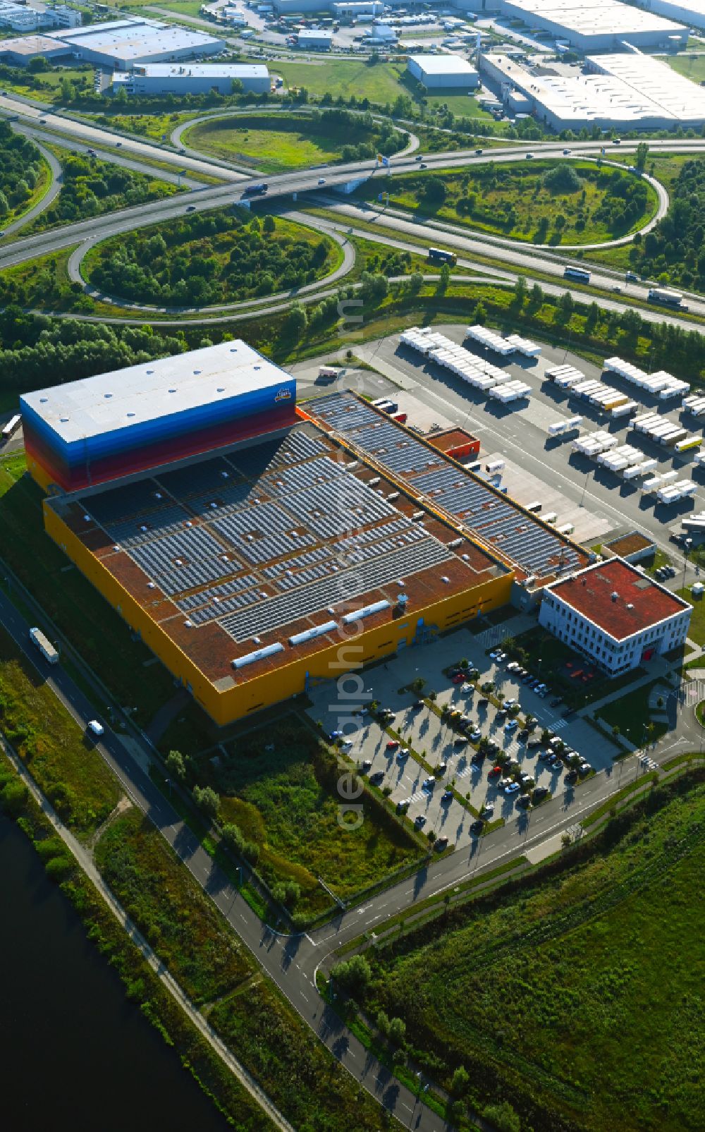 Aerial photograph Wustermark - High-bay warehouse building complex and logistics center on the premises dm VZ Verteilerzentrum in Wustermark in the state Brandenburg, Germany