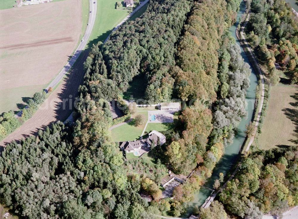 Freilassing / Bayern from the bird's eye view: Gelände der Villa Zeller der Unternehmensgruppe MAX AICHER in Freilassing.