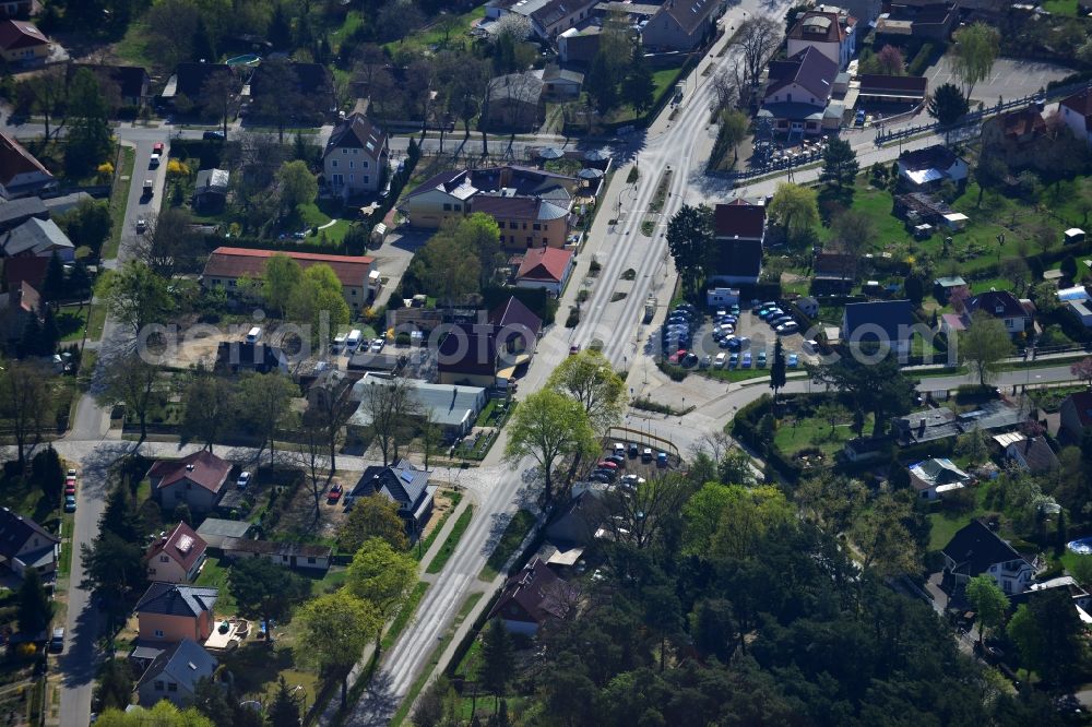 Falkensee from the bird's eye view: Grounds of the residential areas on the Falkenhagener street in Falkensee in Brandenburg