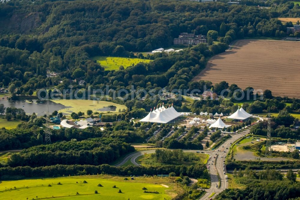 Aerial image Witten - Participants in the ZELTFESTIVAL RUHR music festival on the event concert area in the district Heven in Witten in the state North Rhine-Westphalia, Germany