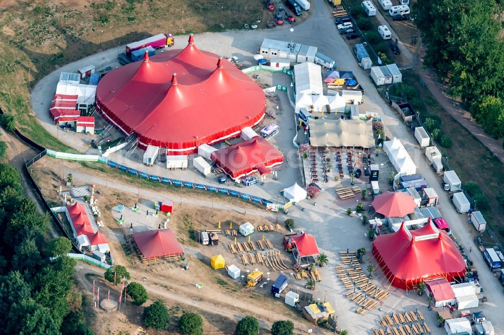 Aerial photograph Freiburg im Breisgau - Participants in the ZMF Freiburg 2018 music festival on the event concert area in Freiburg im Breisgau in the state Baden-Wurttemberg, Germany