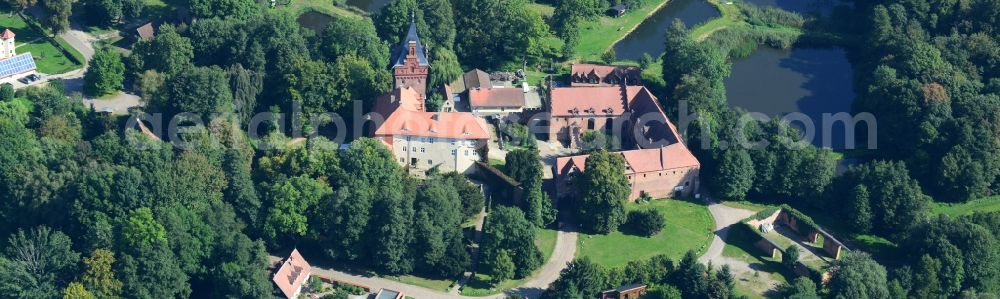 Aerial photograph Plattenburg - Plate castle - a moated castle in the office free community plate castle district Prignitz in the northwest of Brandenburg