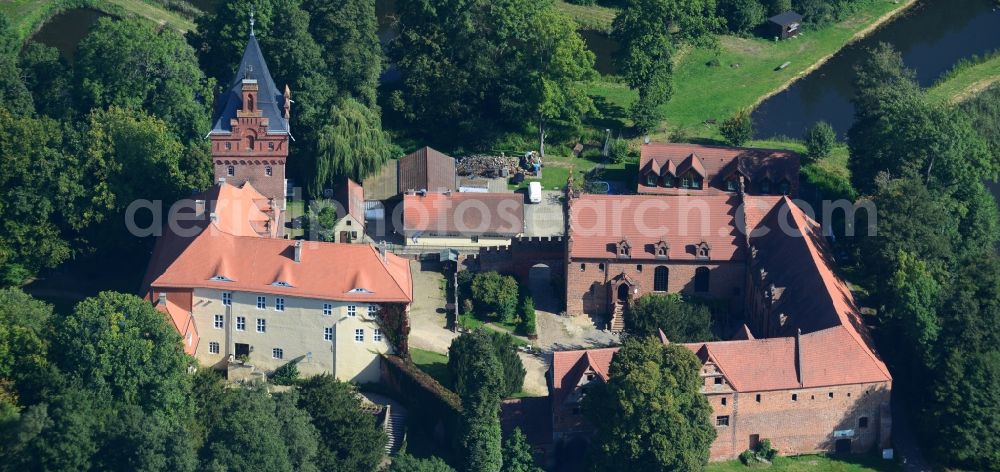 Plattenburg from the bird's eye view: Plate castle - a moated castle in the office free community plate castle district Prignitz in the northwest of Brandenburg