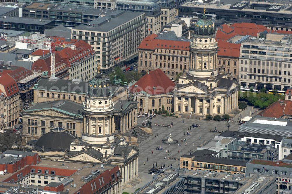 Berlin from above - Blick auf den Gendarmenmarkt mit dem Schauspielhaus und dem Deutschen und Französischen Dom (r) in Berlin-Mitte. View of the Gendarmenmarkt with the Schauspielhaus and the Germans and the French Cathedral in Berlin-Mitte.