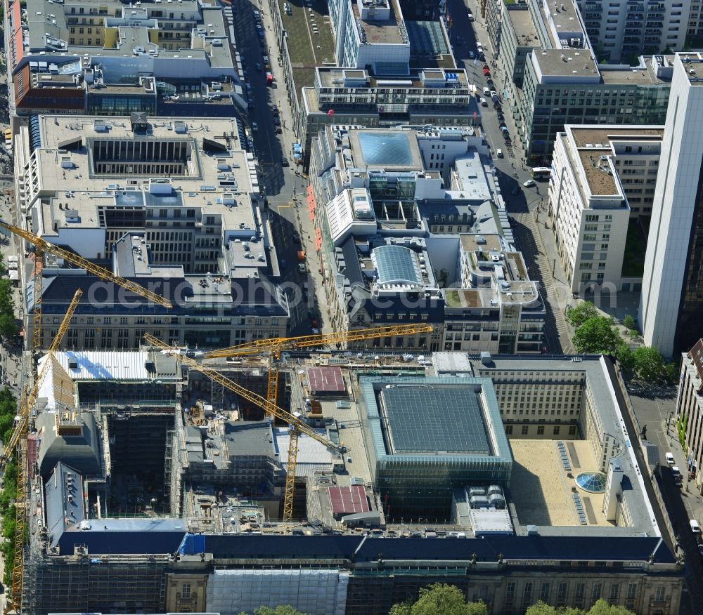 Aerial image Berlin - View at the overhaul and modernization of the State Library of Berlin Unter den Linden in the district Mitte in Berlin. Currently in the first phase arises a new reading roomas a glass cube, a rare book reading room, a safe magazine for the special collections also incurred is the north old building which will be completely renovated. In the second phase then will arise a Freehand magazin, a treasury, a library museum, an exhibition area, a catering facility and the northern part of the old building will be completely renovated. The activities are carried out by the architect and museum designer HG Merz, builder is the covenant. The building is a protected monument