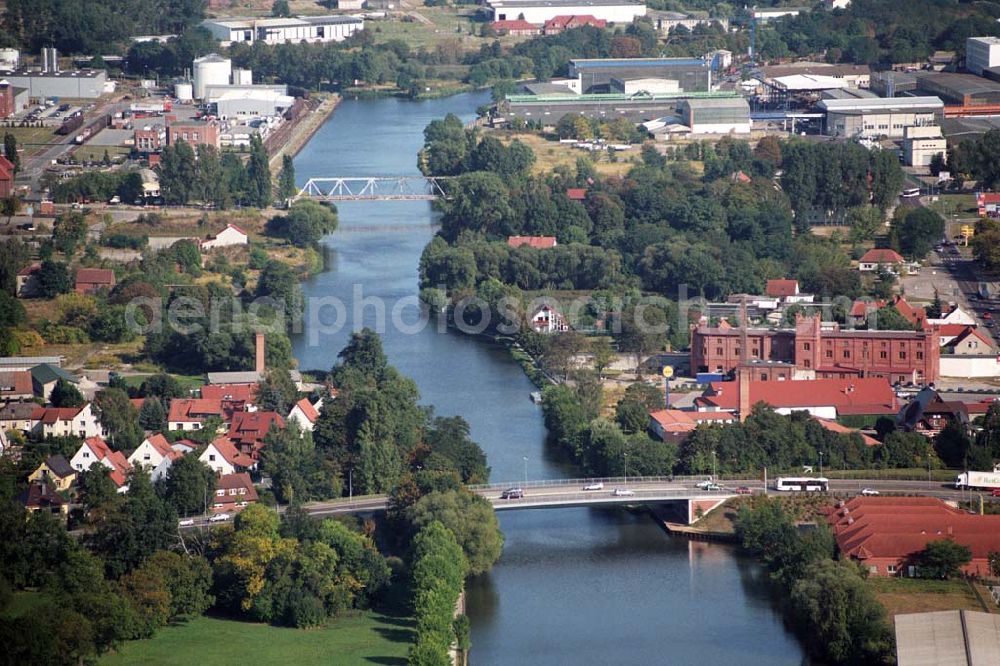 Genthin from the bird's eye view: Blick auf die Genthiner Brücke am Elbe-Havel-Kanal