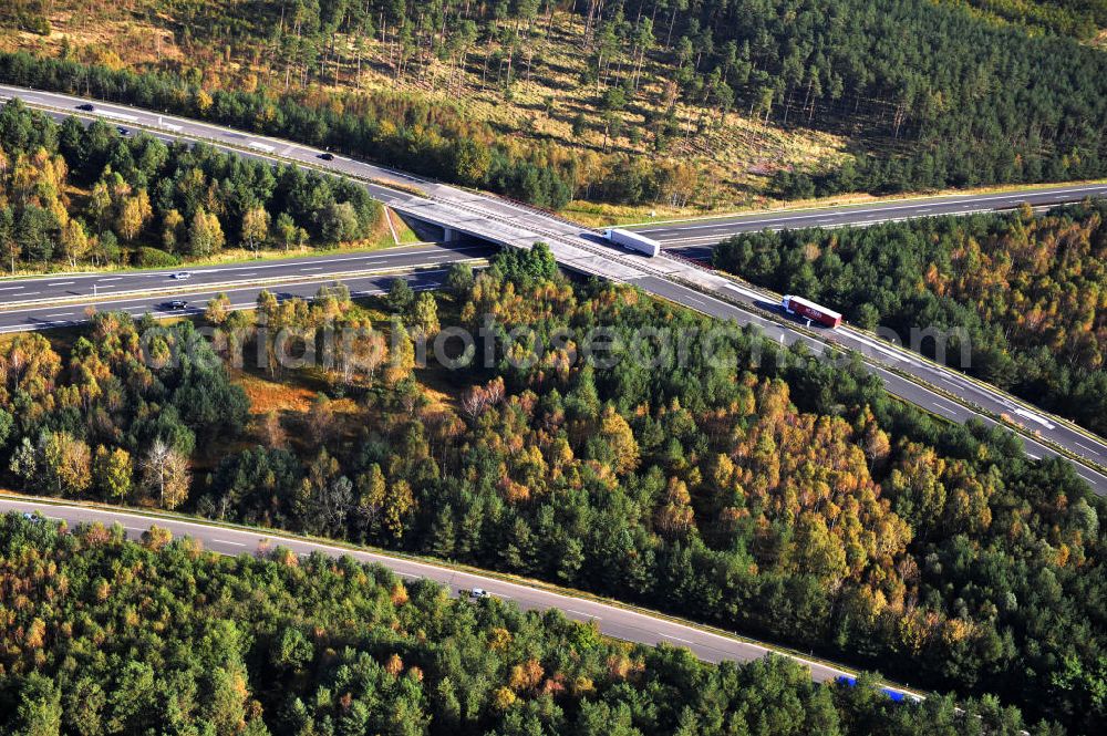 Aerial image Ziethen - Das Autobahndreieck Havelland in Brandenburg. Das Dreieck Havelland ist ein Autobahndreieck am nördlichem Berliner Ring (A 10) im Landkreis Havelland, das nach Westen die A 24 anbindet. Insgesamt 39,8 Millionen sollen in den Ausbau und Umbau des Autobahndreiecks Havelland fließen. Der Bund fördert den Ausbau im Rahmen des Masterplans für Güterverkehr und Logistik mit insgesamt 22,8 Millionen, weitere 17 Millionen Förderung kommen aus EFRE-Mitteln.