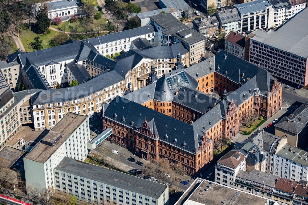 Aerial photograph Frankfurt am Main - Court- Building complex of on Heiligkreuzgasse - Klapperfeldstrasse in the district Innenstadt in Frankfurt in the state Hesse, Germany