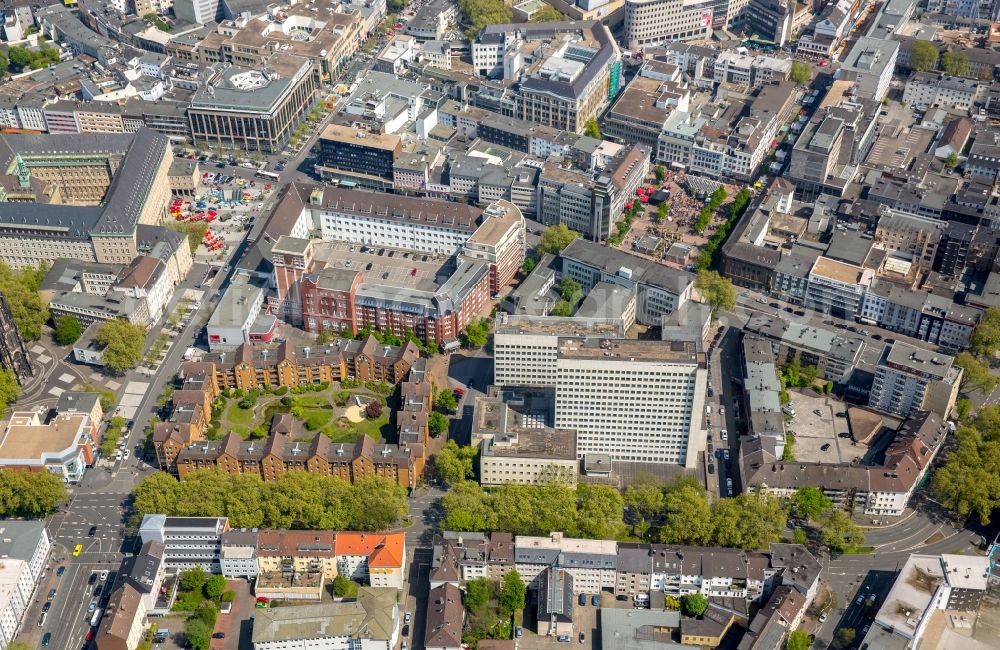 Bochum from the bird's eye view: Court- Building complex of the Landgericht Bochum and of Staatsanwaltschaftan on Suedring in Bochum in the state North Rhine-Westphalia, Germany