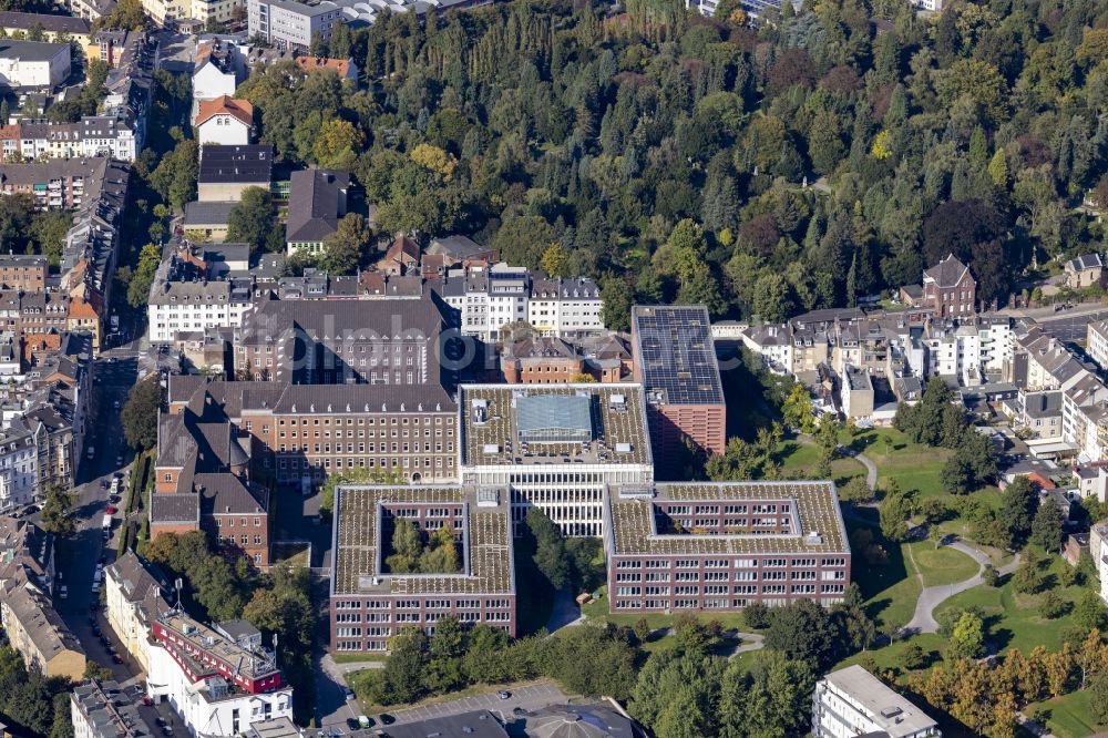 Aachen from above - Court- Building complex of - Landgericht and Justizzentrum on Adalbertsteinweg in Aachen in the state North Rhine-Westphalia, Germany