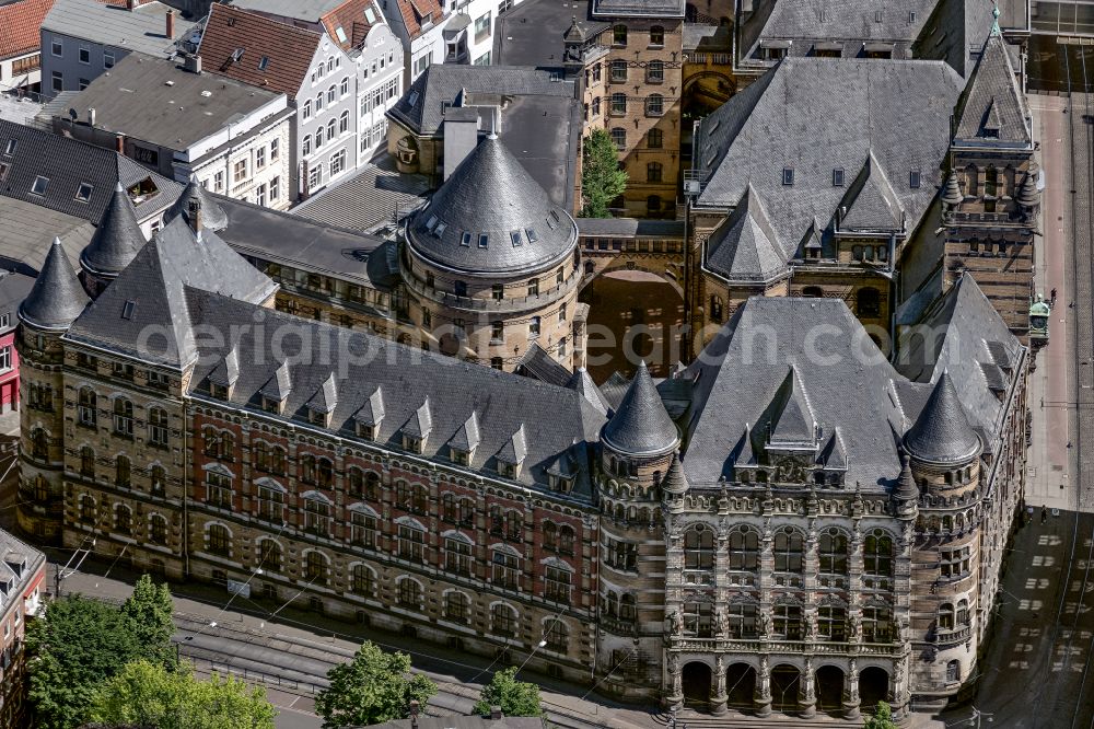 Aerial photograph Bremen - Court- Building complex of of the district court and police station on street Ostertorstrasse in Bremen, Germany
