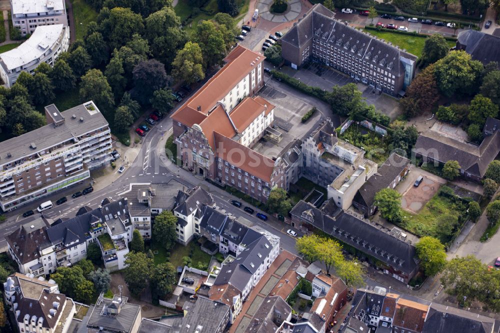 Aerial photograph Moers - Court building complex on Haagstrasse in Moers in the state of North Rhine-Westphalia, Germany