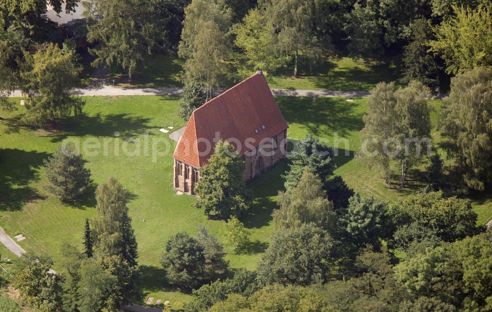 Güstrow from the bird's eye view: Blick auf die Gertrudenkapelle von Güstrow in Mecklenburg-Vorpommern. Die Kapelle ist ein mit Backstein verblendetes spätgotisches Bauwerk aus dem 15. Jahrhundert. 1953 wurde in der Gertrudenkapelle eine Gedenkstätte für Ernst Barlach errichtet. Hier werden Holzskulpturen und weitere bildhauerische Werke von Barlach gezeigt. Kontakt: Gertrudenkapelle, Gertrudenplatz 1, 18273 Güstrow, Tel.: +49 38 43 / 68 30 01,