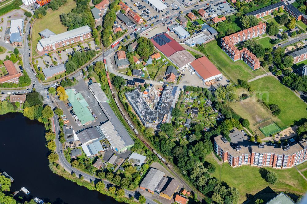 Stade from the bird's eye view: Commercial area and infrastructure Altlaender Quarter on Jorker Strasse in Stade in the state Lower Saxony, Germany