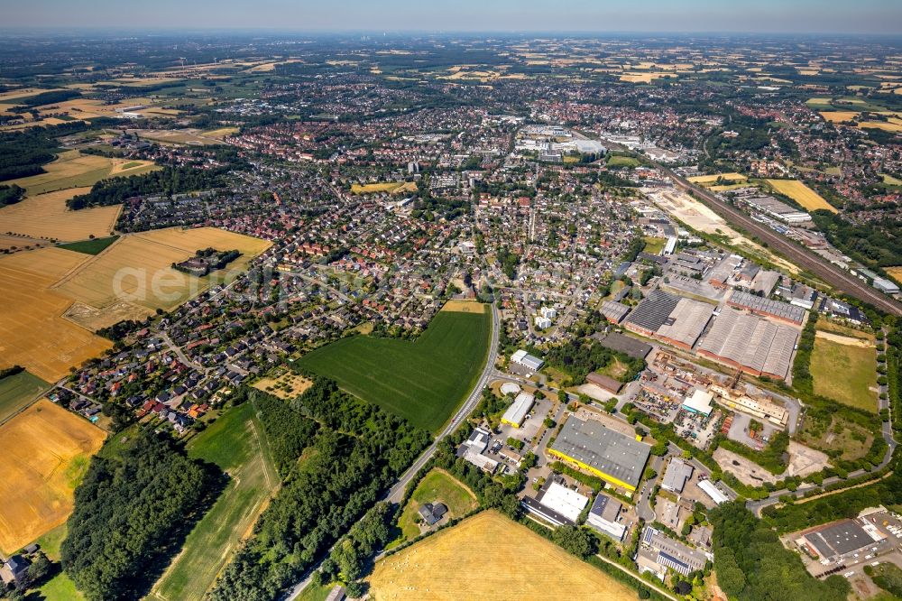 Aerial photograph Ahlen - City area with outside districts and inner city area in Ahlen in the state North Rhine-Westphalia, Germany