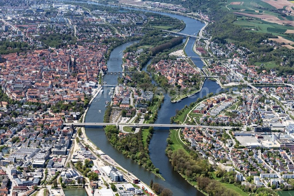 Aerial photograph Regensburg - City area with outside districts and inner city area in Regensburg in the state Bavaria, Germany