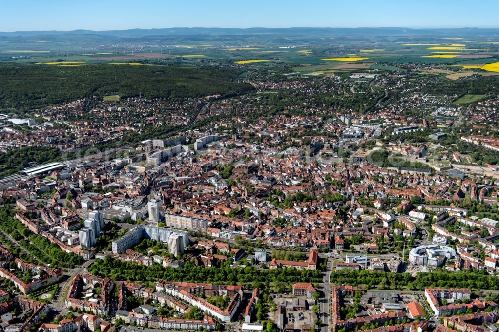 Aerial photograph Erfurt - City area with outside districts and inner city area in the district Zentrum in Erfurt in the state Thuringia, Germany