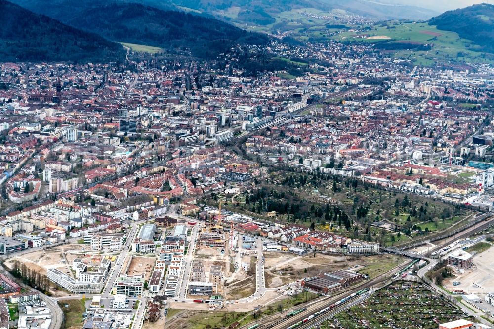 Freiburg im Breisgau from the bird's eye view: City area with outside districts and inner city area in Freiburg im Breisgau in the state Baden-Wuerttemberg, Germany