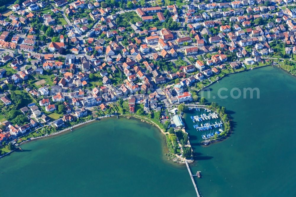 Immenstaad am Bodensee from the bird's eye view: City area with outside districts and inner city area in Immenstaad am Bodensee in the state Baden-Wurttemberg, Germany