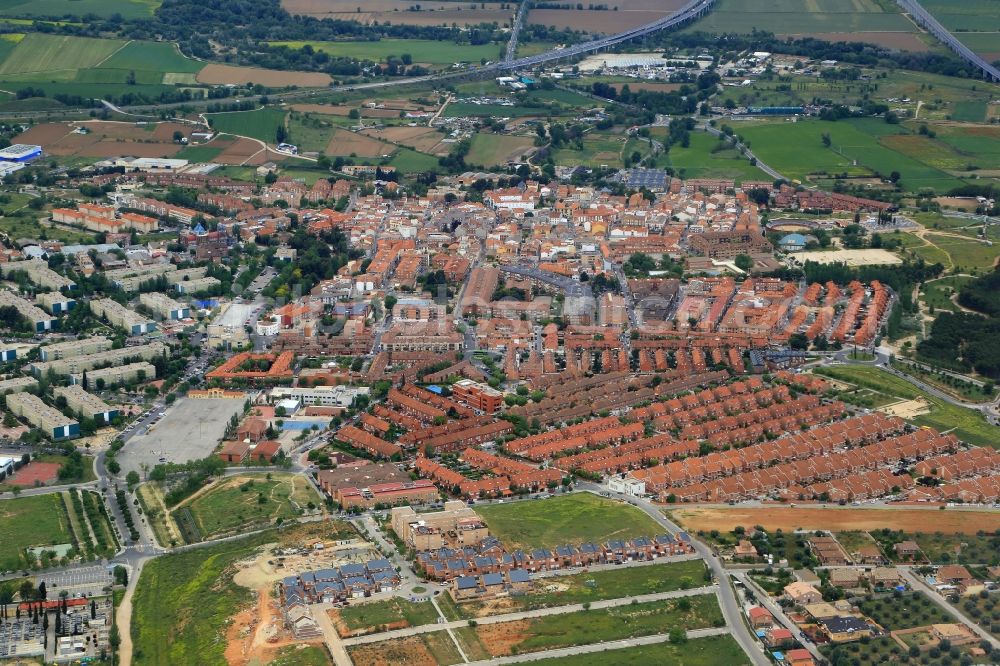 Aerial photograph Mejorada del Campo - City area with outside districts and inner city area in Mejorada del Campo in Comunidad de Madrid, Spain