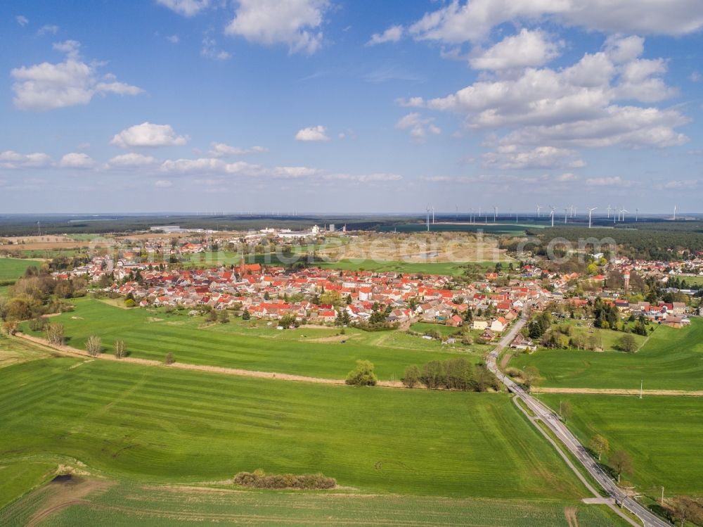 Aerial photograph Niemegk - City area with outside districts and inner city area in Niemegk in the state Brandenburg, Germany