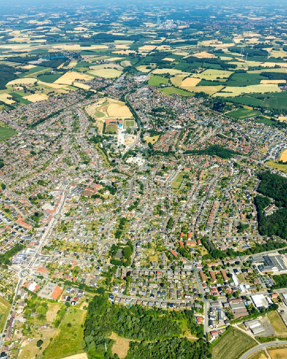 Aerial photograph Selm - City area with outside districts and inner city area in Selm in the state North Rhine-Westphalia, Germany