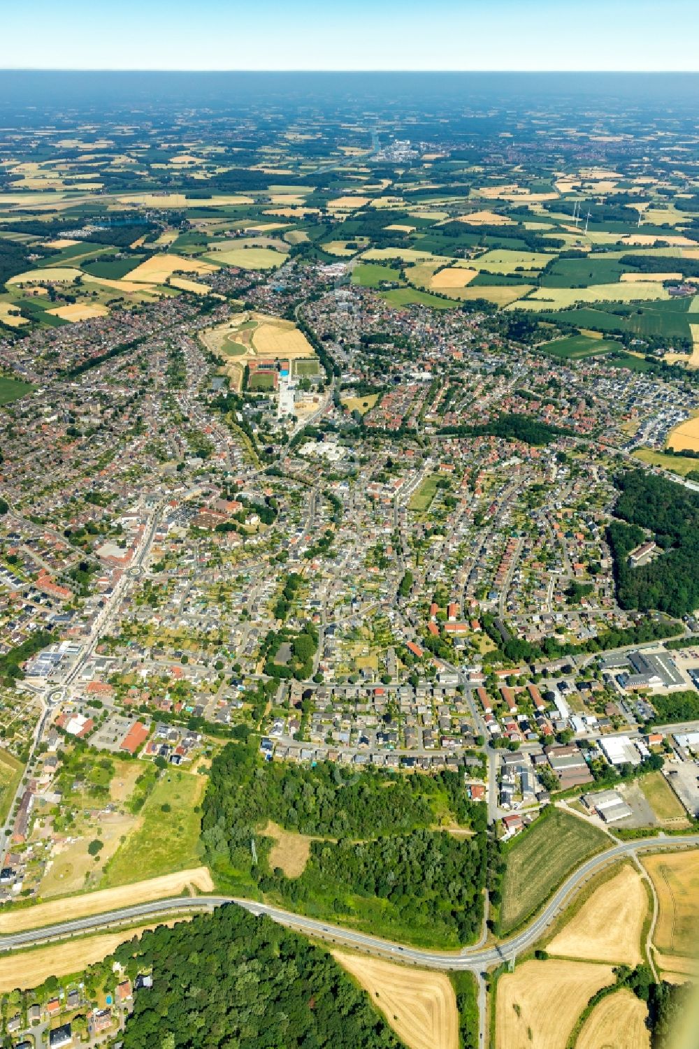 Aerial photograph Selm - City area with outside districts and inner city area in Selm in the state North Rhine-Westphalia, Germany