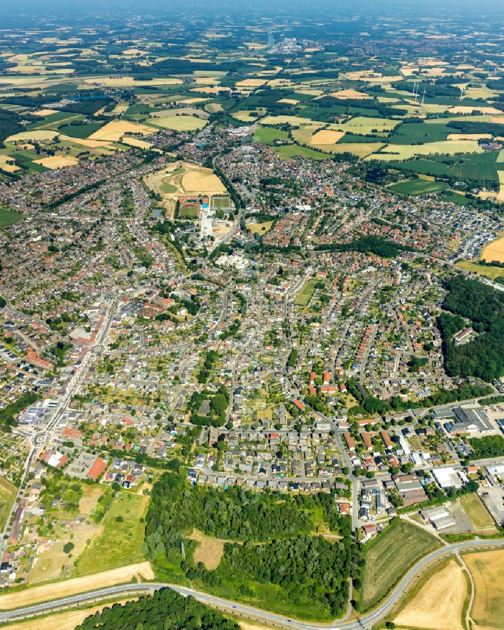 Selm from above - City area with outside districts and inner city area in Selm in the state North Rhine-Westphalia, Germany