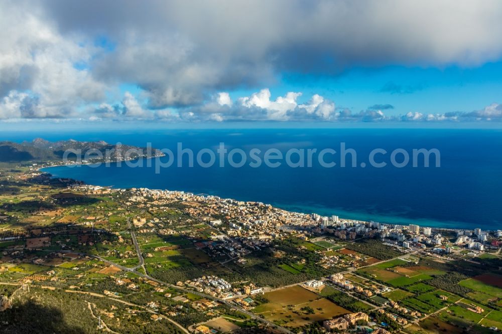 Son Servera from the bird's eye view: City area with outside districts and inner city area in Son Servera in Balearische Insel Mallorca, Spain