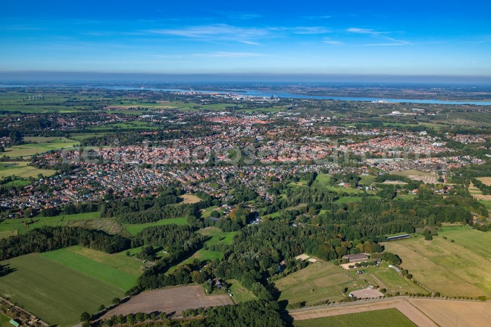 Aerial image Stade - City area with outside districts and inner city area in Stade in the state Lower Saxony, Germany